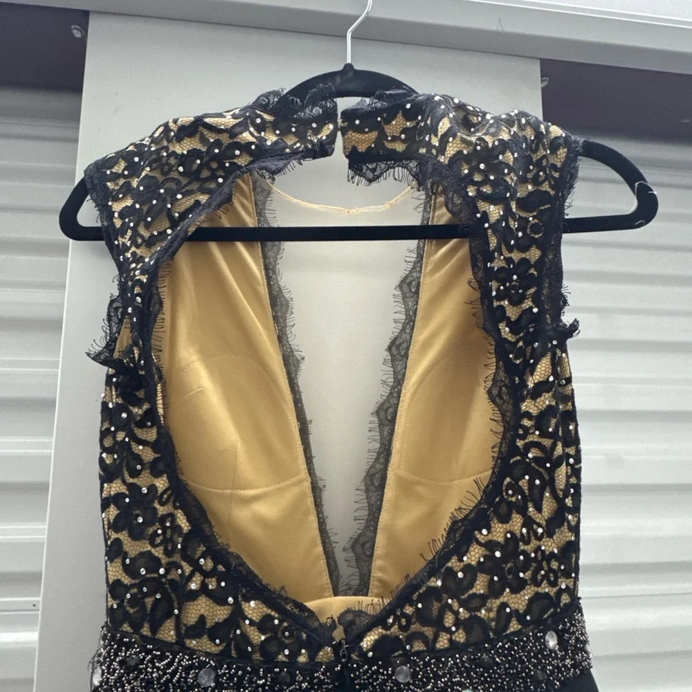 Rimini Couture Black & Gold Lace Open Back Evening Gown – Size 4 - Picture 10 of 12